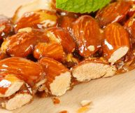 Assoluto protagonista dei nostri momenti più golosi, il croccante alle mandorle è un ingrediente straordinario per tantissime preparazioni