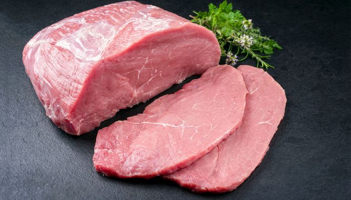 Sottile e senza osso, le fettine di vitello sono un taglio tenero e versatile in cucina ottenute solitamente dal girello di vitello