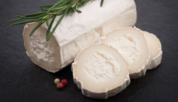 Il formaggio caprino è noto per la sua alta digeribilità e per la sua cremosità