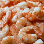 Scopriamo insieme quali sono le caratteristiche principali, i valori nutrizionali, i benefici e le ricette migliori in cui sono usati i gamberetti