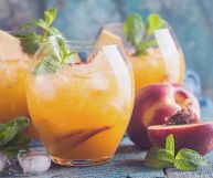 Tutto quello che vuoi sapere sul liquore alla pesca, o pesconcello, delizioso digestivo