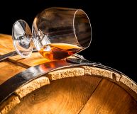 Liquore Armagnac: quali sono le caratteristiche principali e i valori nutrizionali legati a questo distillato così speciale e che viene dalla Francia