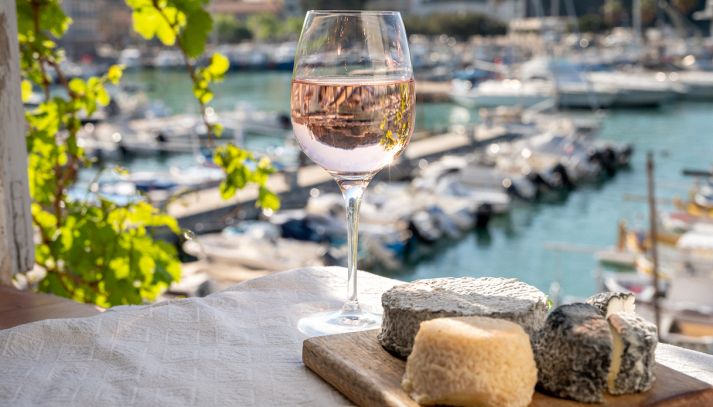 Moscato di Terracina DOC, vino ottimo con dolci, dessert e piatti di pesce