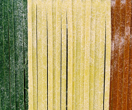 Pasta tricolore: come si fa e quando si può mangiare