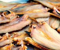 Un ingrediente dalle preziose caratteristiche. Sapere come usare il pesce essiccato in cucina permette di variare e preparare numerose ricette