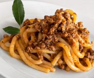 I pici sono una pasta fresca a base di farina, acqua e sale tipica della cucina toscana