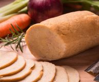 Seitan tagliato a fette