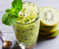 Vediamo insieme quali sono le caratteristiche principali e i valori nutrizionali legati al sorbetto al kiwi e in che modo può essere utilizzato in cucina