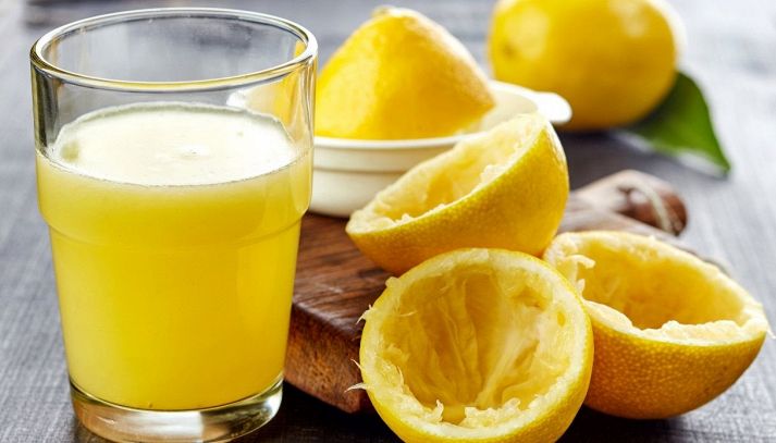 il succo di limone è un ingrediente ottimo per tante ricette