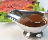 Il sugo di arrosto è un ottimo condimento per primi piatti, tipico della tradizione culinaria piemontese: ecco quali sono le sue caratteristiche principali