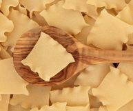 I tacconelli sono un tipo di pasta fresca all'uovo, proveniente dalla tradizione abruzzese: scopriamo quali sono le loro proprietà nutrizionali