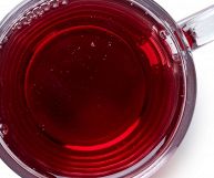 Il vincotto è una bevanda alcolica che si usa in cucina nella preparazione di ottimi dolci: farà bene?