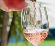 Il vino rosato è un ingrediente ottimo per tante ricette