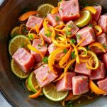 Tonno, scorza d'arancia e lime