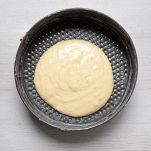 Disporre il composto in una teglia