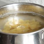 Pasta caviale e salmone