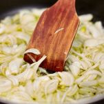 Scaloppine alla cipolla rossa