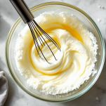 Lavorazione uova e zucchero