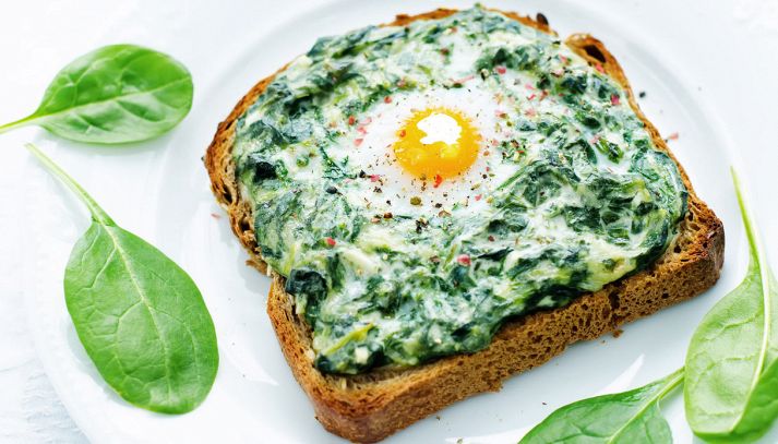 Uova strapazzate al verde