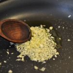 Crostini di polenta al profumo di mare