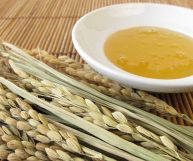 Lo sciroppo di malto di riso, meno calorico dello zucchero bianco, è un suo ottimo sostituto: ecco quali sono i suoi valori nutrizionali e i benefici