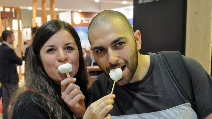 Export in bateaux mouches, Grana e mozzarella al Sial Parigi