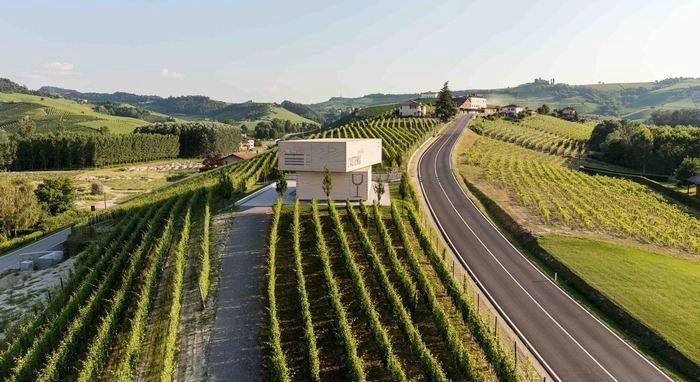 Inaugura la cantina L''Astemia Pentita a Barolo