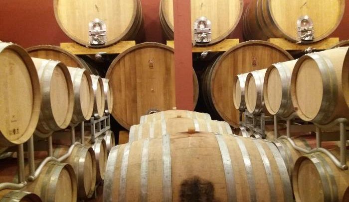 Vino, maxi sequestro di 2 milioni di litri