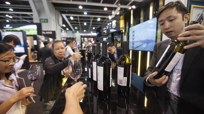 I cinesi vanno pazzi per il vino tricolore, export +21%