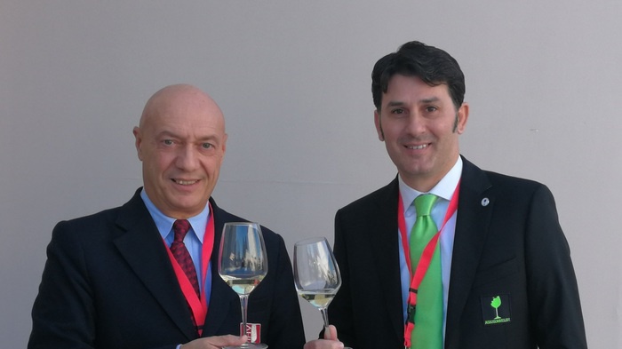 Assaggiatori Onav ufficializzano alleanza con Assosommelier