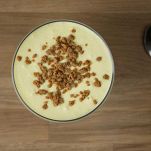 Sbriciolate gli amaretti ammollati nel composto