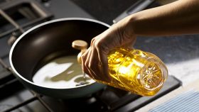 Olio di cottura: come si smaltisce in modo semplice e sicuro
