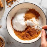 Ingredienti in polvere per i biscotti