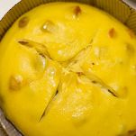 Incidete la superficie con una croce utilizzando un coltello affilato