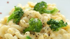 Pasta con broccoli alla calabrese