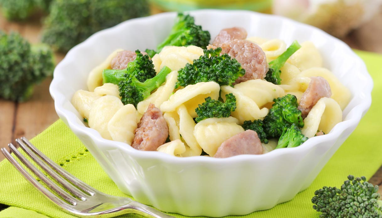 Ricetta Pasta Con Broccoli E Salsiccia Le Ricette Di Buonissimo