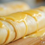 strudel salato spennellato di uovo sbattuto