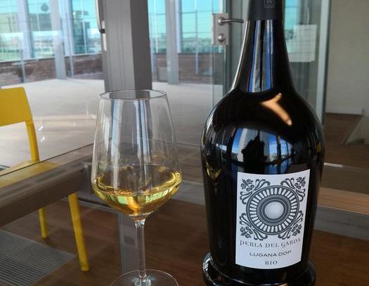 Vino: Coldiretti, con +11% spumante spinge record export