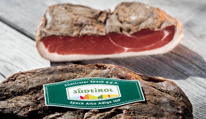 Aumenta di un +1,9% la produzione dello Speck Alto Adige Igp
