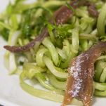 Insalata di puntarelle alla romana