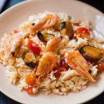 Gustosa insalata di riso alla marinara