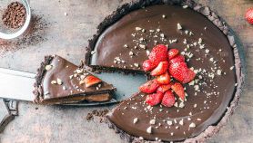Crostata farcita con ricotta e ganache