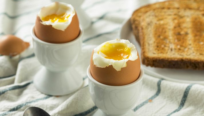 Uovo alla coque: ricetta e consigli sulla cottura