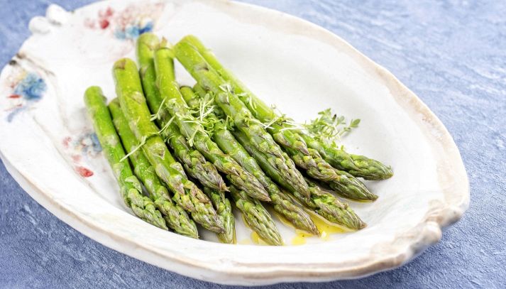 Asparagi lessi