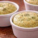 Flan di asparagi in forno.