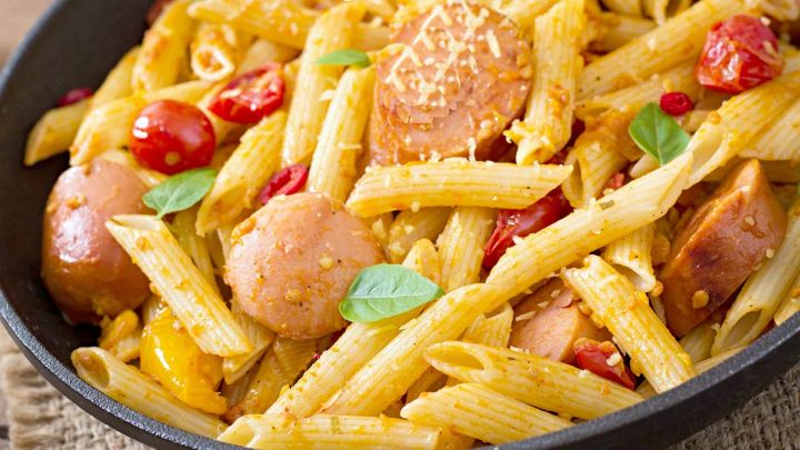 Pasta fredda con wurstel