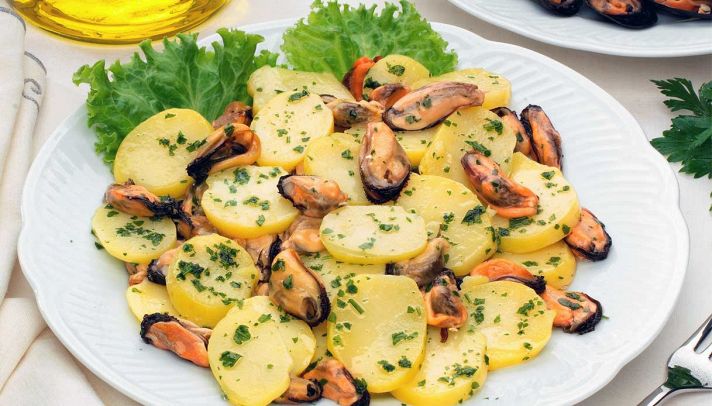 Ricetta Insalata di patate e cozze - Le Ricette di Buonissimo