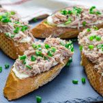 Bruschetta di tonno