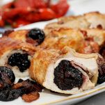 Pollo alle prugne