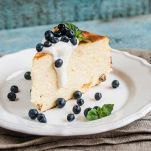 Torta di ricotta ai mirtilli